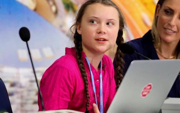 A Facebook software update glitch allowed users to see that Greta Thunberg's father and a UN delegate have been posting under her name.