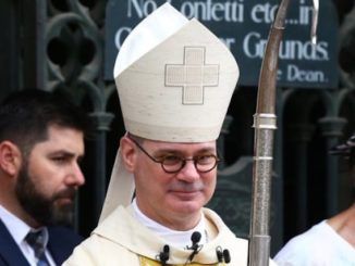 The Catholic Archbishop of Melbourne Peter Comensoli has said he would rather go to jail than report a pedophile priest who admits his child sex crimes in a confession.
