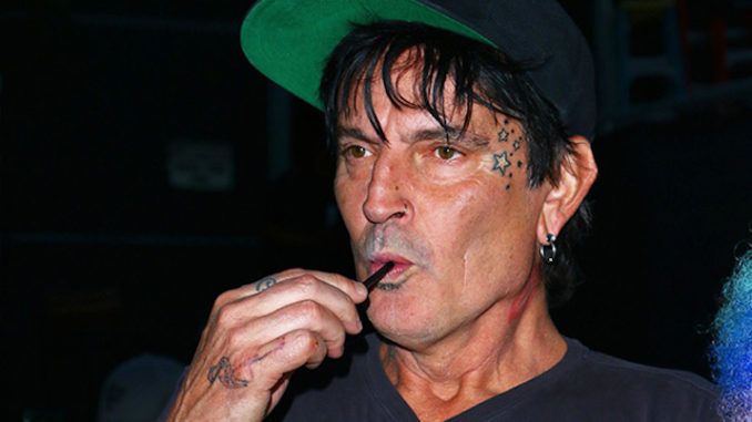 Tommy Lee promises to leave USA if President Trump wins the election this Nov