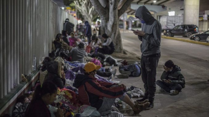 Migrants at US border
