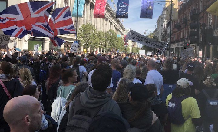 Thousands of anti-lockdown protestors rise-up against government in UK amid media blackout