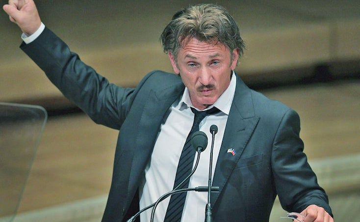 Actor Sean Penn bans unvaccinated from seeing his movie