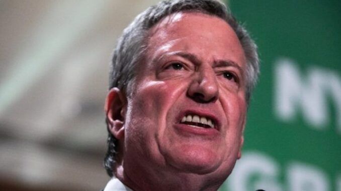 New York Mayor Bill De Blasio vows to ban unvaccinated from using subways