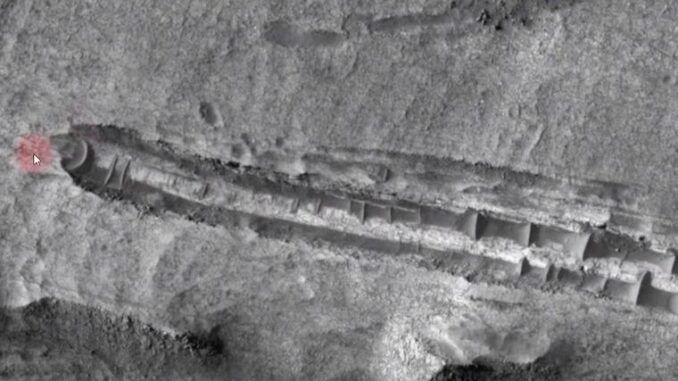 Crashed UFO spotted on the surface of Mars, NASA photo shows