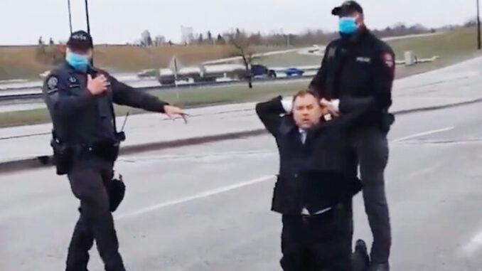 Trudeau's troops throw Canadian pastor in jail after he prays for freedom convoy truckers
