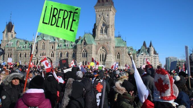The patriotic and freedom-loving residents of Ottawa, Canada formed a human barricade yesterday to stop the Freedom Convoy Truckers from getting arrested and dispersed by police.