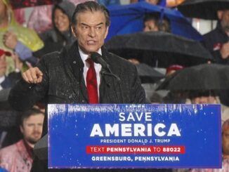 Dr. Oz booed by thousands of Trump supporters during rally
