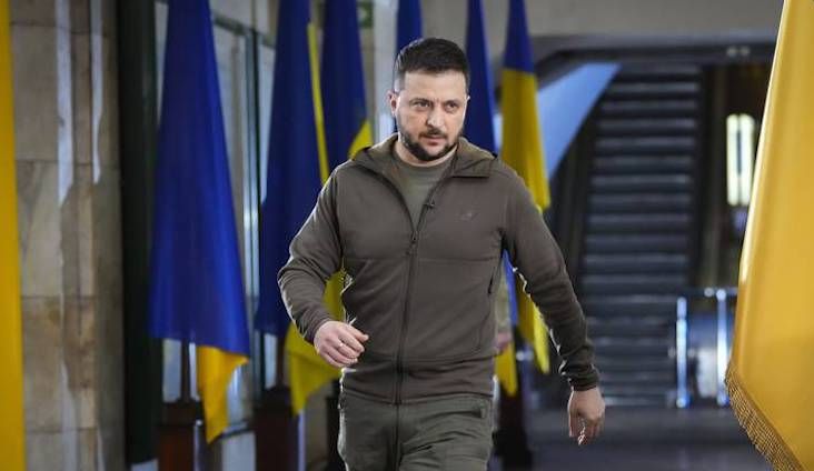 Zelensky signs new law banning opposition parties and seizing their property