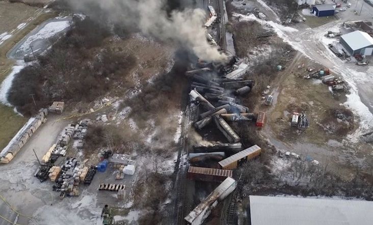 Ohio residents report that their skin is melting following train disaster