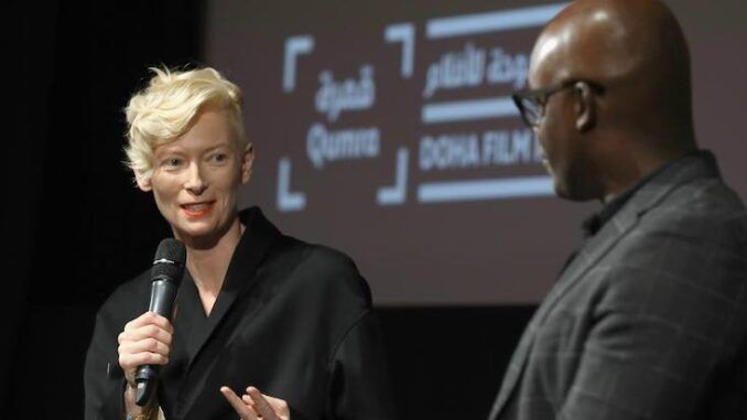 Hollywood actress Tilda Swinton has announced she will not be wearing a 'useless mask' while filming her next movie in Ireland.