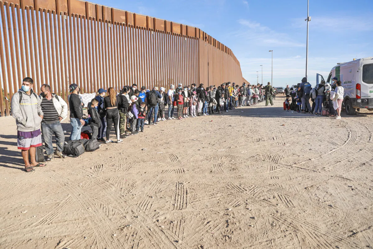 Report Claims More Than 10 Million Illegals Have Crossed US Border Under Biden