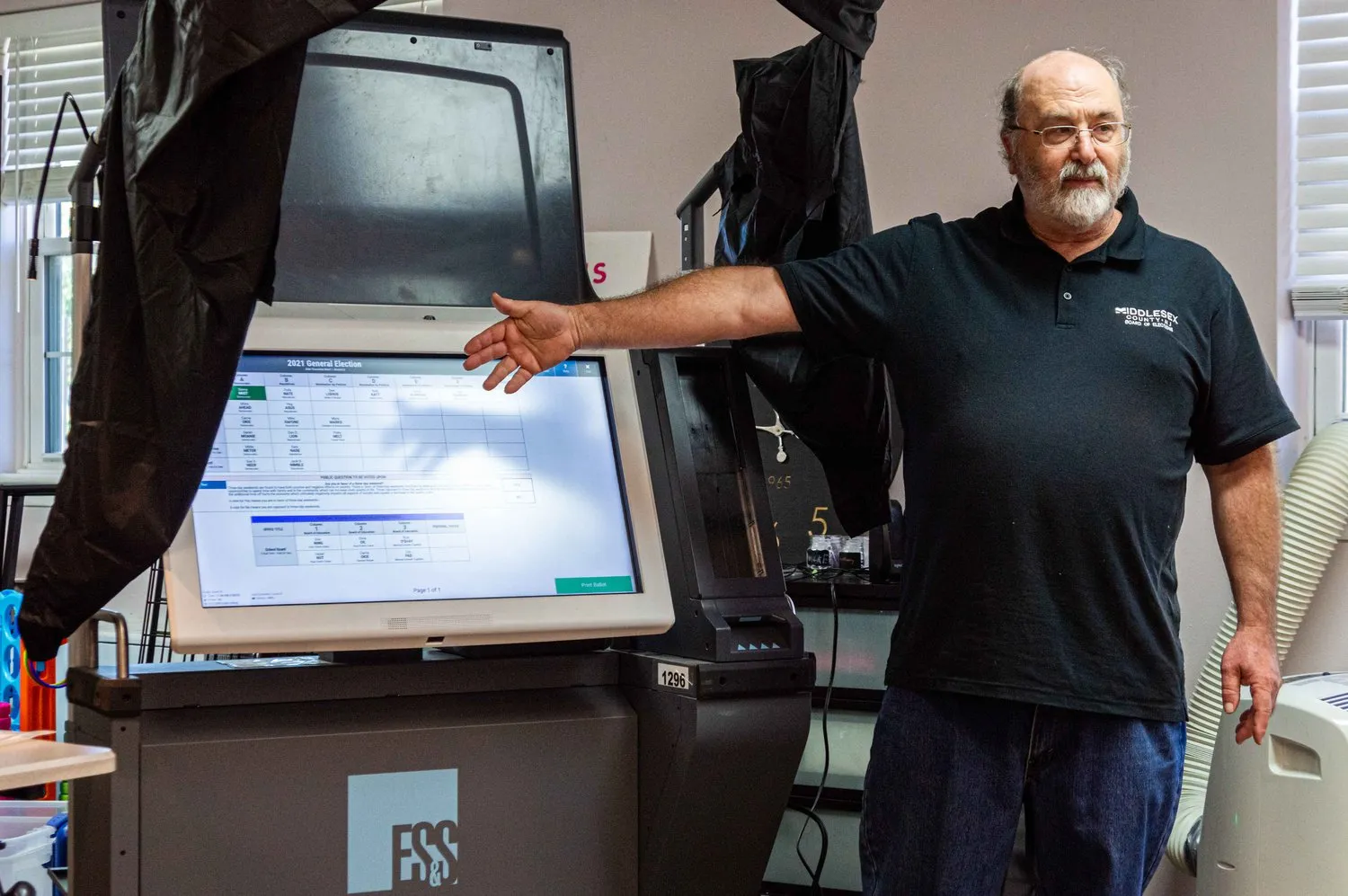 Voting Machine Company That ‘Flipped Votes’ in Pennsylvania Admits ‘Someone Programmed The Election’