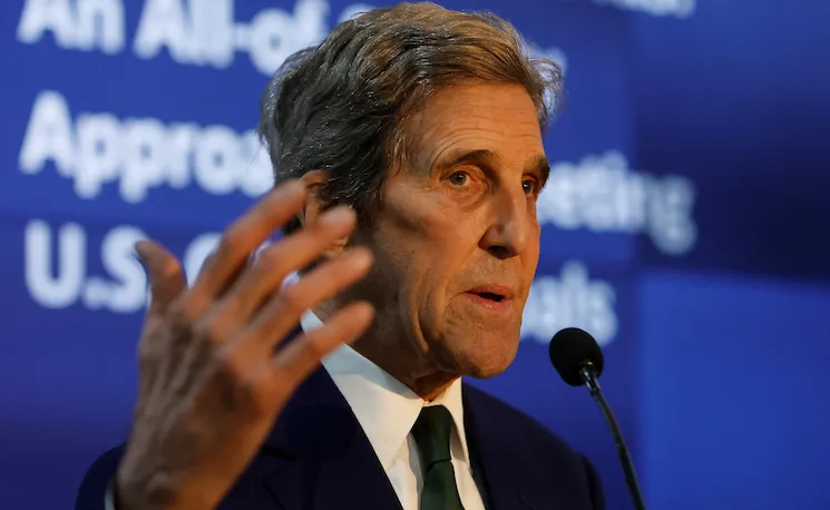 John Kerry Vows To Bankrupt the Fossil Fuel Industry on Behalf of the WEF