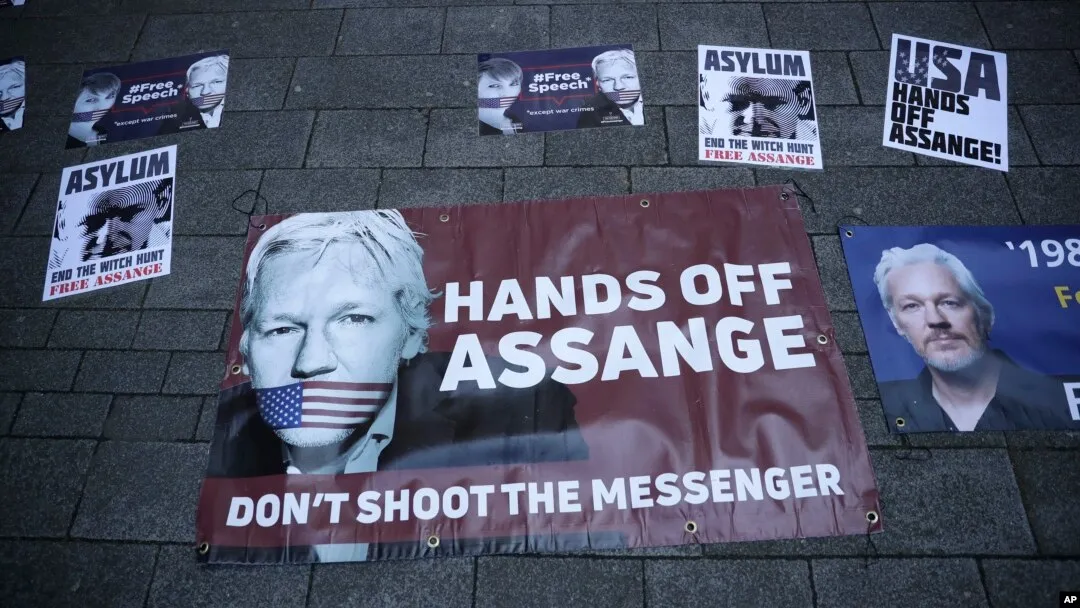 Julian-Assange.jpg.webp