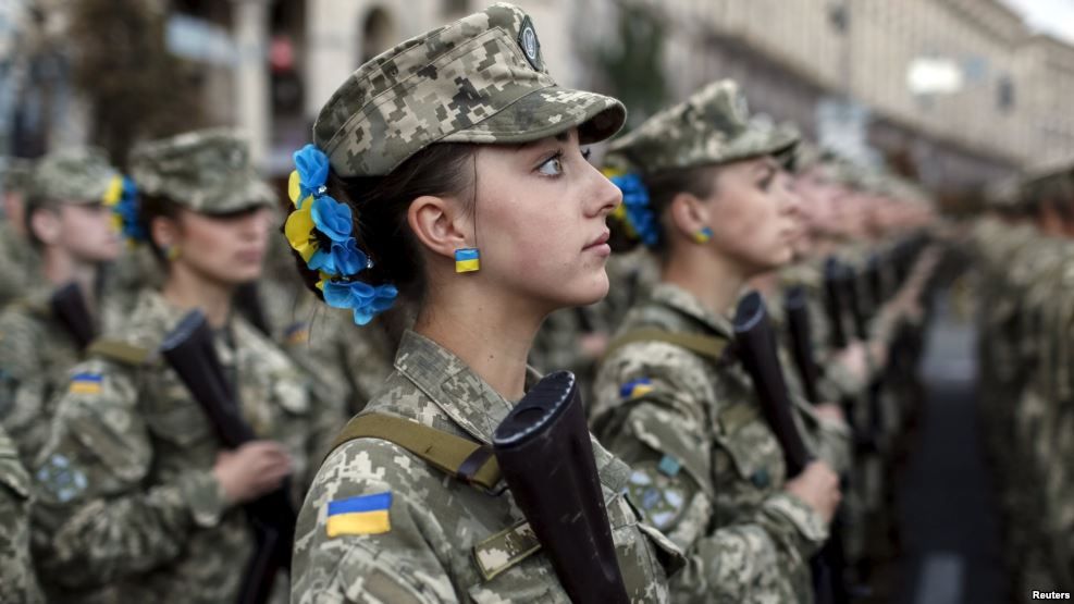 Ukraine women conscripts