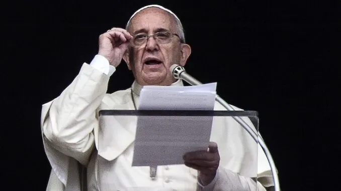 Папа Франциск заявил, что отрицатели изменения климата «тупы, как сам дьявол»
