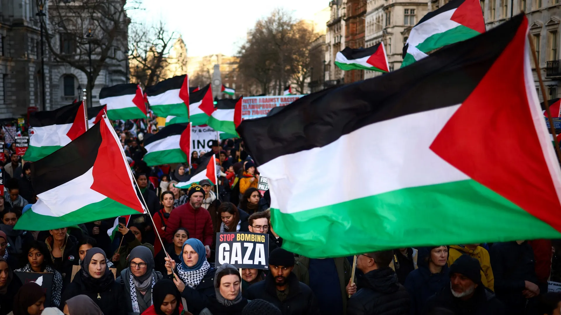 <div>Norway, Spain & Ireland To Recognize Palestinian State</div>